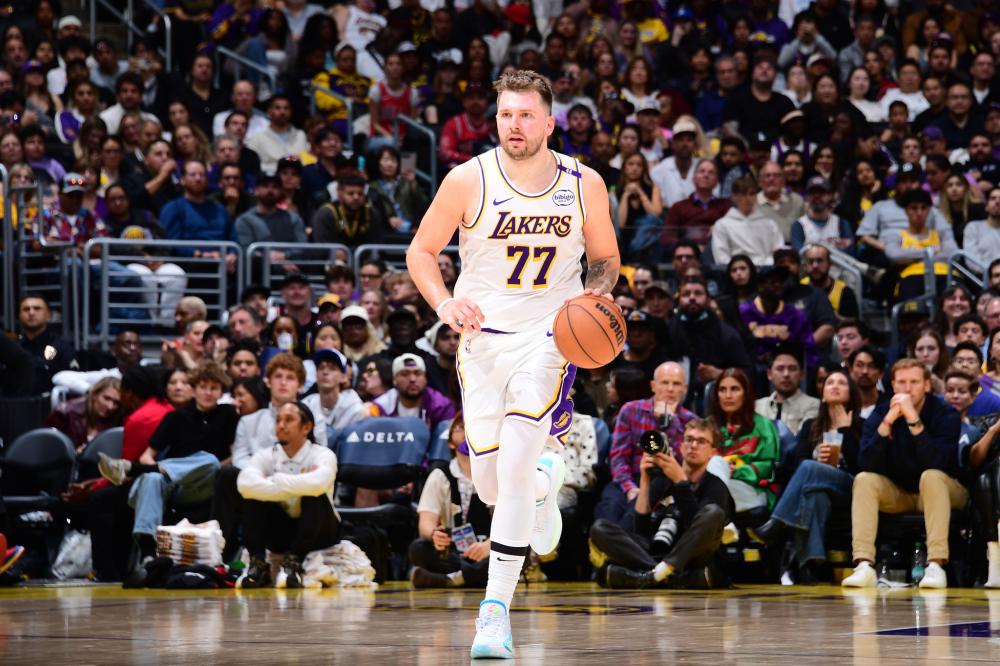 备战世预赛18强赛 国足飞赴利雅得.